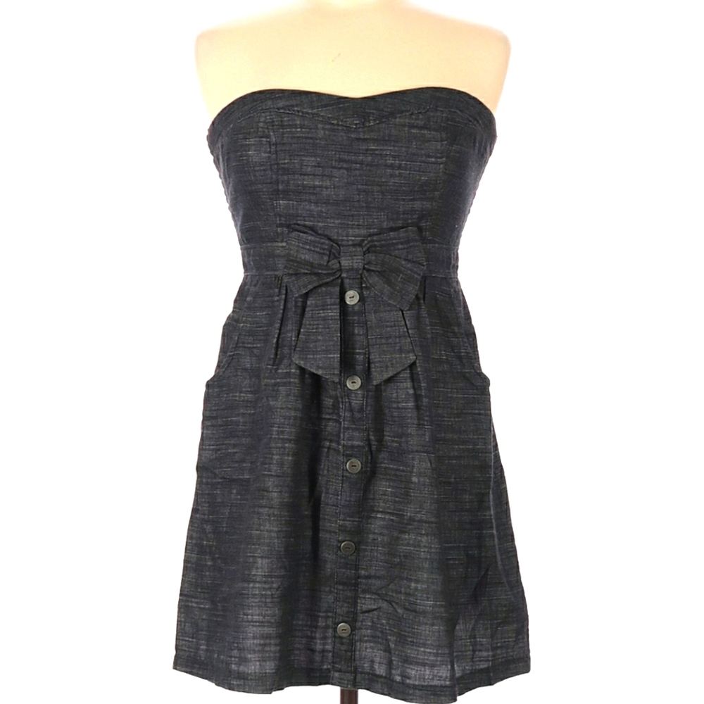 Forever 21 Strapless Grey Striped Short Dress
